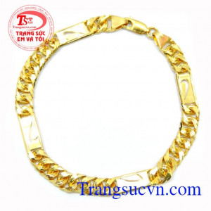 Lắc vàng 10k cho phái mạnh trang sức em và tôi luôn hướng tới sự hoàn hảo nhất, đem lại phong cách tự tin. 