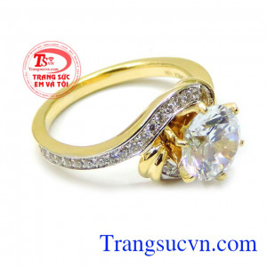 nhẫn nữ đẹp đeo hợp làm tôn lên vẻ đẹp dịu hiền của phái đẹp. 