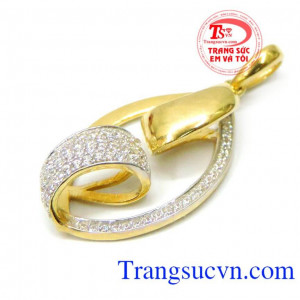 Mặt dây chuyền vàng tây sang trọng