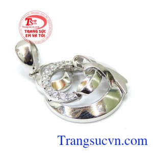 Mặt nữ vàng trắng 10k đẹp được nhiều người ưa chuộng, tin tưởng sự dụng trong nhiều năm