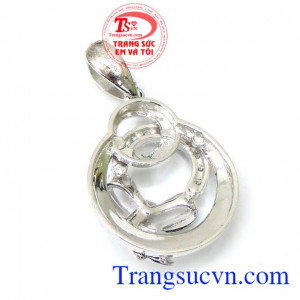 Mặt dây chuyền vàng tây sang trọng 