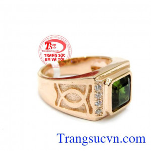 Đeo bền đẹp sáng bóng, tinh tế và sang trọng dành cho phái mạnh