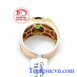 Sản phẩm được đính thêm đá nhỏ lung linh tạo vẻ sang trọng cho sản phẩm