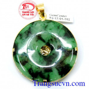 Mặt ngọc bọc rồng tiền tài