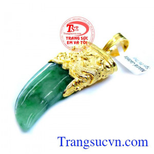 Vuốt ngọc may mắn, mặt ngọc cẩm thạch thiên nhiên,bọc rồng vàng tinh tế,đeo may mắn ngọc mang năng lượng tốt từ lâu con người đã nắm được điều này và đã sử dụng