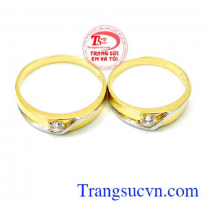 Nhẫn cưới là tín vật  minh chứng của tình yêu đôi lứa. Nhẫn cưới 10k sáng bóng
