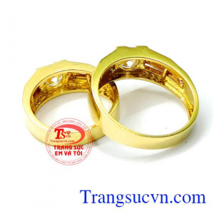 Nhẫn cưới kim cương 18k