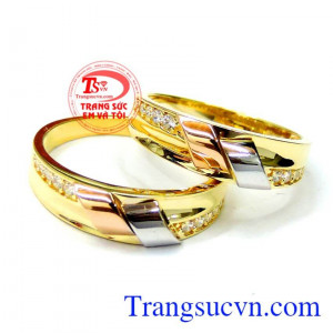 Nhẫn cưới món quà trong ngày trọng đại của cuộc sống gia đình hạnh phúc trọn vẹn