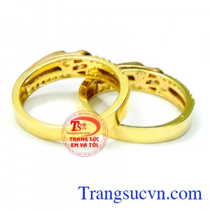 Nhẫn cưới chế tác đẹp nhập khẩu nguyên chiếc