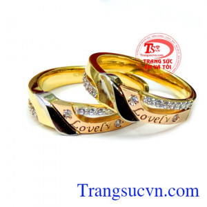 Nhẫn cưới chế tác đẹp nhập khẩu nguyên chiếc