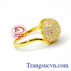 Nhẫn nữ bán cầu kết đá