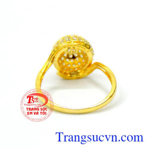 Nhẫn đính đá kết. Nhẫn nữ bán cầu kết đá