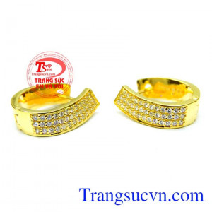 Hoa tai khuyên đẹp,hoa hoa tai vàng,đeo vào khuyên tai cho nữ, hợp thời trang và may mắn.