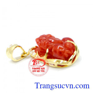 Mặt dây tỳ hưu màu đỏ đẹp 