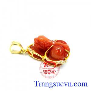 Mặt ngọc đỏ tỳ hưu bọc vàng