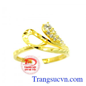 Bán Nhẫn thương yêu vàng dành cho nữ. Nhẫn thương yêu vàng