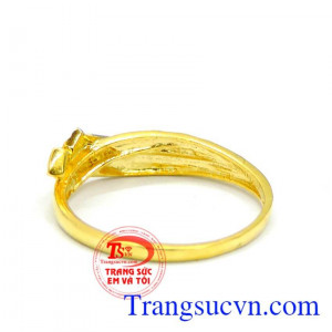 Nhẫn nữ vàng ngón nhẫn