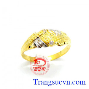 Nhẫn cỏ tình yêu