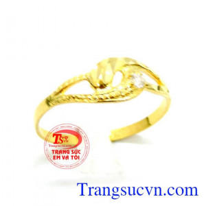 Nhẫn nữ bảo hành 6 tháng giao toàn quốc, thanh toán an toàn. Nhịp điệu yêu thương