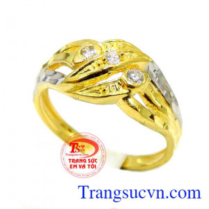 Nhẫn nữ vàng tây,được thiết kế tinh tế. Nhẫn Thác tình yêu vàng