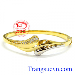 Vòng tay vàng hạnh phúc