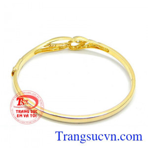 có kiểm định vàng, bảo hành 6 tháng, vòng tay vàng cho nữ đẹp hàng hiệu.