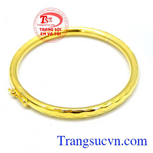 Vòng tay vàng tây dành cho bé