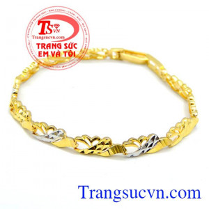 lắc tay nữ món quà trong ngày sinh nhật rất ý nghĩa.