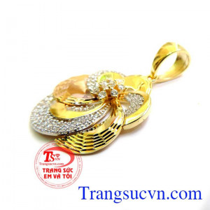 Mặt dây chuyền vàng 2 màu may mắn