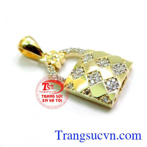 Mặt dây chuyền móc khóa tình yêu