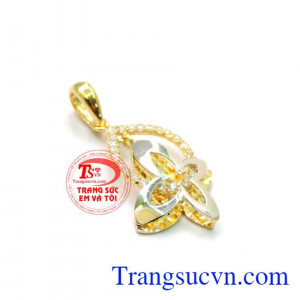 Mặt dây chuyền hoa cách điệu