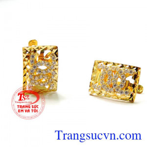 Đôi Hoa tai vàng đẹp xinh với những nét phay sáng, hoa tai vàng chất lượng vàng đảm bảo.