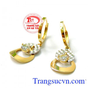 Hoa tai vàng 18k xinh