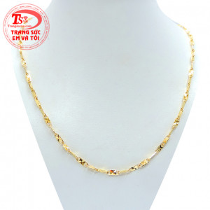 Chiếc Dây Cổ Nam thiết kế đầy tinh tế tạo vẻ đẹp nam tính đến cho người đeo.