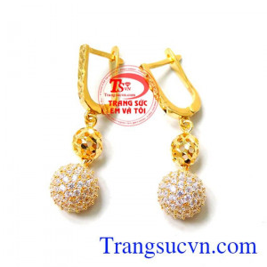 Hoa tai cẩm tú cầu tình yêu,