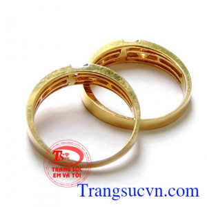 Nhẫn cưới vàng vàng tây đẹp sang trọng kinh tế cho đôi bạn trẻ