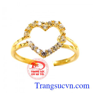 Trái tim trong sáng nhẫn Nhẫn nữ là món quà ý nghĩa dành cho phái đẹp. 