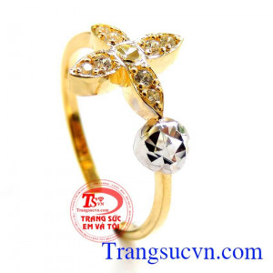 Nhẫn vàng tây nữ là món quà ý nghĩa tặng người yêu trong các ngày lễ, kỷ niệm.