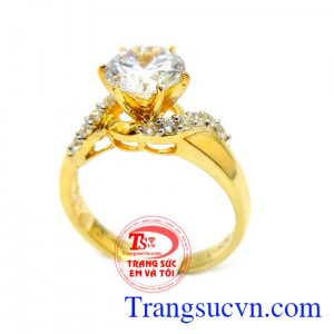 nhẫn nữ bảo hành 6 tháng giao toàn quốc, thanh toán an toàn.