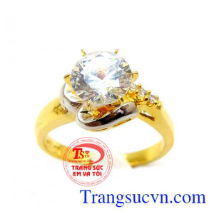 Nhẫn tim vàng ôm tình yêu ngày valentine được phái đẹp yêu thích. Nhẫn tim vàng ôm tình yêu