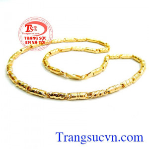 Dây chuyền nam sang trọng, tinh tế