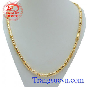 Dây chuyền nam sang trọng, tinh tế