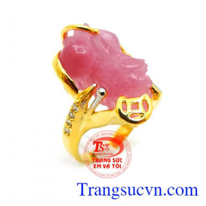 Nhẫn nữ vàng tây,được thiết kế tinh tế. Nhẫn nữ vàng tỳ hưu hồng