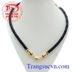 Dây vàng nam đeo cùng mặt dây chuyền bền đẹp và nam tính