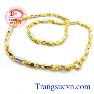 Dây chuyền nam sang trọng, thời trang