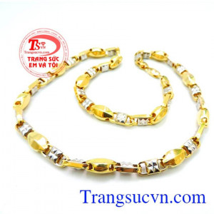 Dây chuyền nam tính, hiện đại