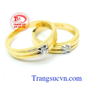 Nhẫn cưới vàng 18k hạnh phúc chất lượng vàng đảm bảo, bảo hành 12 tháng,khắc chữ miễn phí
