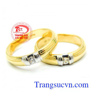 Nhẫn cưới chế tác đẹp nhập khẩu nguyên chiếc