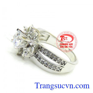 Nhẫn nữ vàng trắng 10k, nhẫn vàng trắng đeo trẻ trung và sáng bóng, Nhẫn nữ vàng tây,được thiết kế tinh tế Bảo hành 6 tháng, Chất lượng đảm bảo, Là món quà ý nghĩa dành cho phái đẹp trong các dip sinh nhật và kỷ niệm