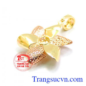 Mặt dây chuyền nữ vàng đẹp Khách hàng ưa chuộng làm quà trong các dịp lễ tết và ngày kỷ niệm 